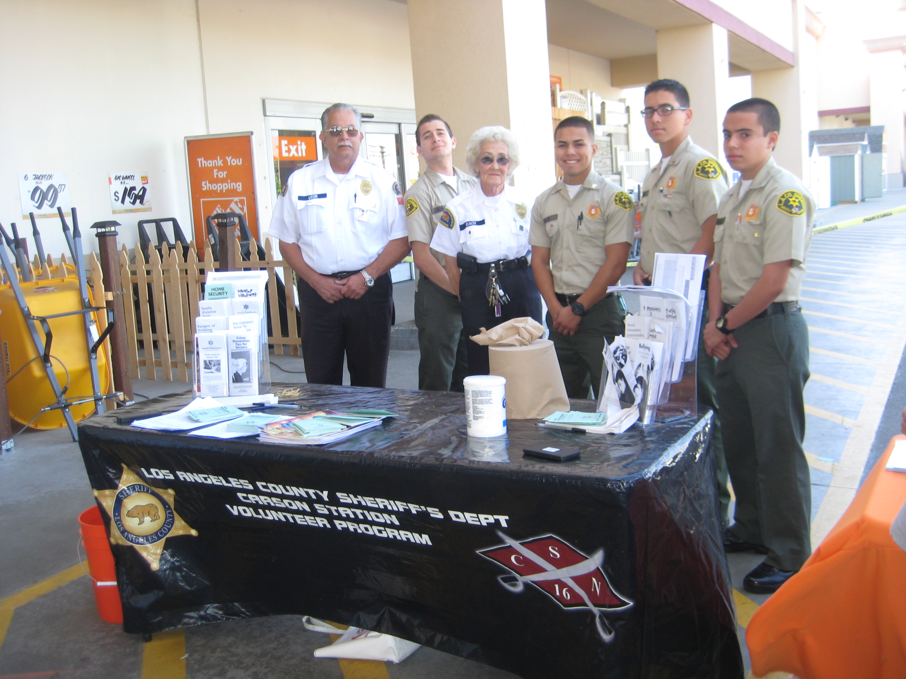 Carson Station Volunteers and Explorers