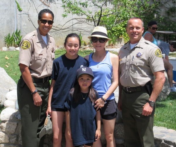 Lt. Edwards & Tuinstra with LAPD Officer Lee`s wife & kids Torch Run
